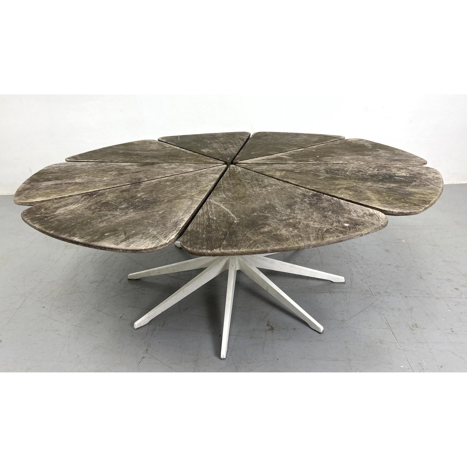 Richard Schultz for Knoll, Petal coffee table (1 of 8)