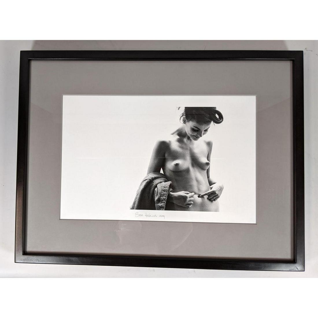 SAM HASKINS Signed and dated 2009 Photograph. Nude. Framed under glass.: SAM HASKINS Signed and dated 2009 Photograph. Nude. Framed under glass. Dimensions: H: 14 inches: W: 21 inches --- We offer curbside delivery to NYC, Manhattan, Close Brooklyn, Hoboken about a week af