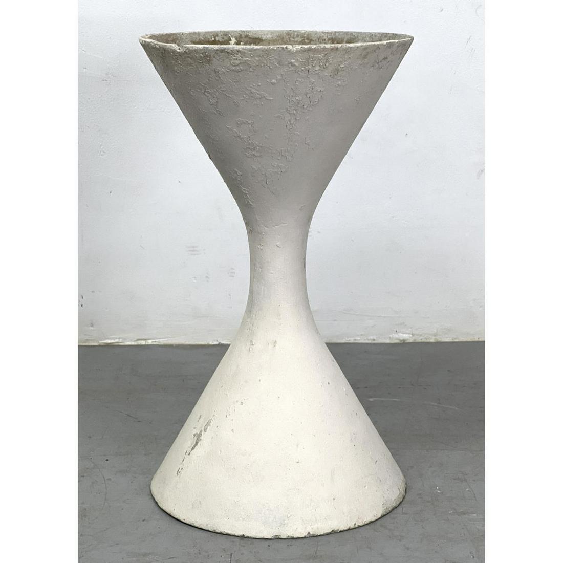 WILLY GUHL Diablo planter. Double Cone. Patio. Outdoor. Garden. (1 of 9)