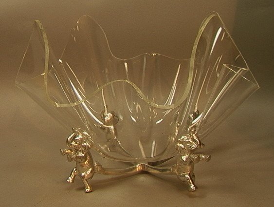 ARTHUR COURT Aluminum Elephant Base Lucite Salad: ARTHUR COURT Aluminum Elephant Base Lucite Salad Bowl. Handkerchief Bowl. Marked 1986.-- Dimensions: --- US Shipping charge: $28