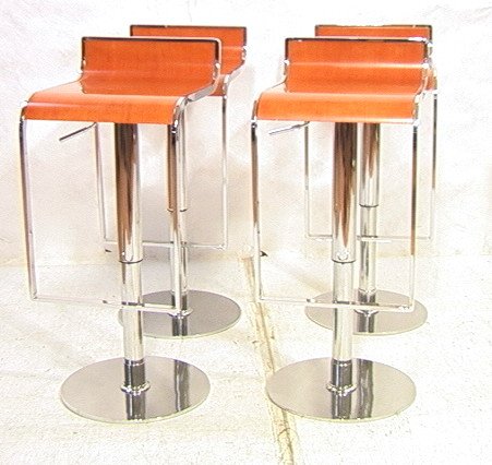 Set 4 Hydraulic Bar Stools. Chrome Frames with Mo: Set 4 Hydraulic Bar Stools. Chrome Frames with Molded Wood Stools. Adjusts from approx. 23.5"H to 33.25"H . Unmarked. 4 PCS-- Dimensions: H: 33.5 inches: W: 14.25 inches: D: 16 inches ---