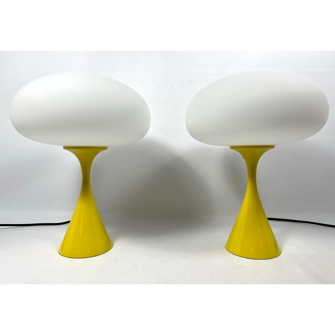 Pr DESIGNLINE Contemporary Stemlite Mushroom Lamps. Yellow bases with frosted glass mushroom cap sha (1 of 12)