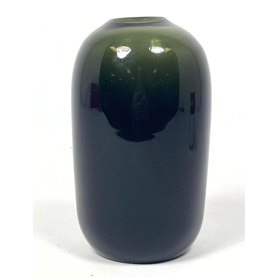 Timo Sarpaneva for Iittala signed vase. Bullet form. (1 of 7)