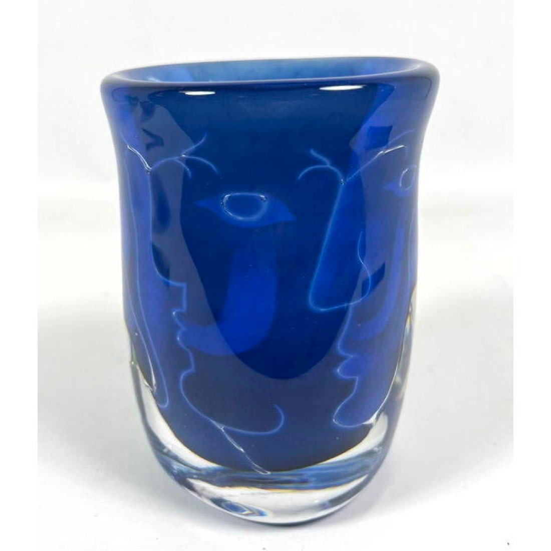 ORREFORS Ariel Studio Art Glass vase. INGEBORG LUNDIN, Swedish. Cased Cobalt Glass with Profile Face (1 of 9)