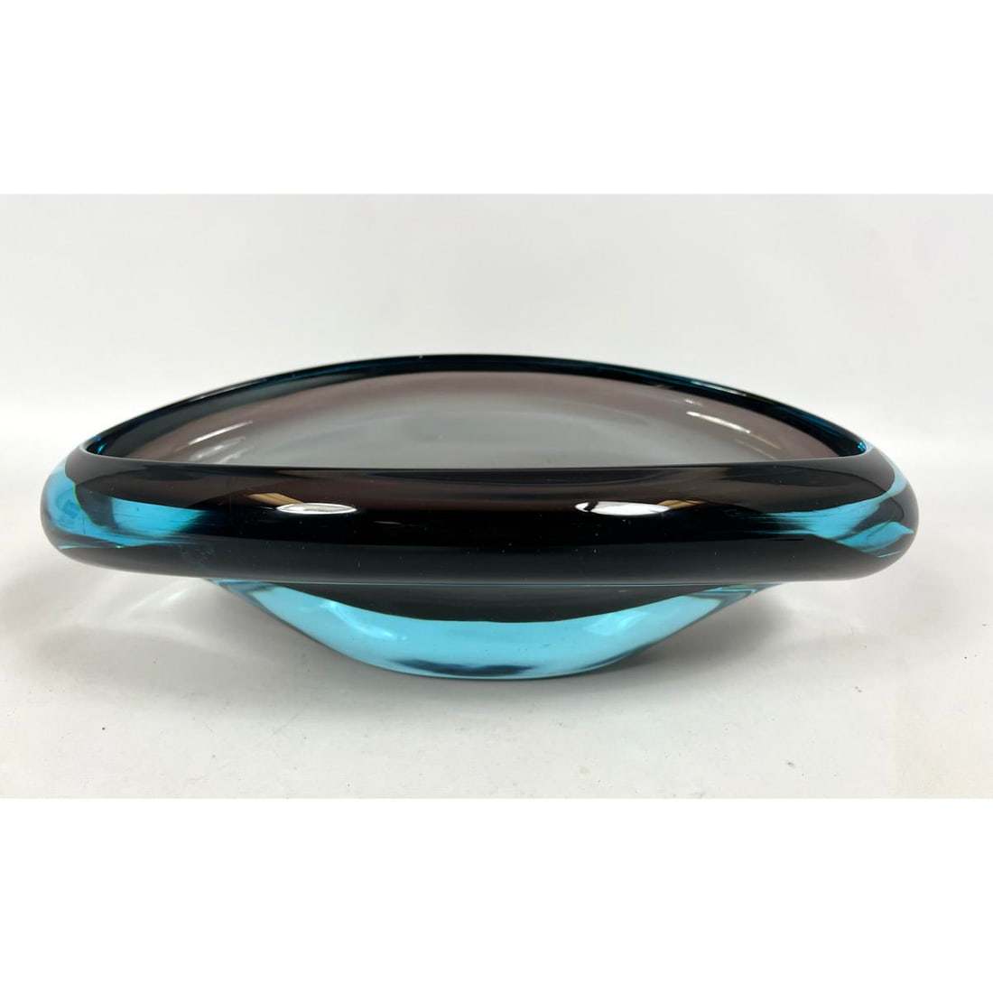 Flygsfors style Cased Art Glass Bowl. Modernist design. (1 of 11)
