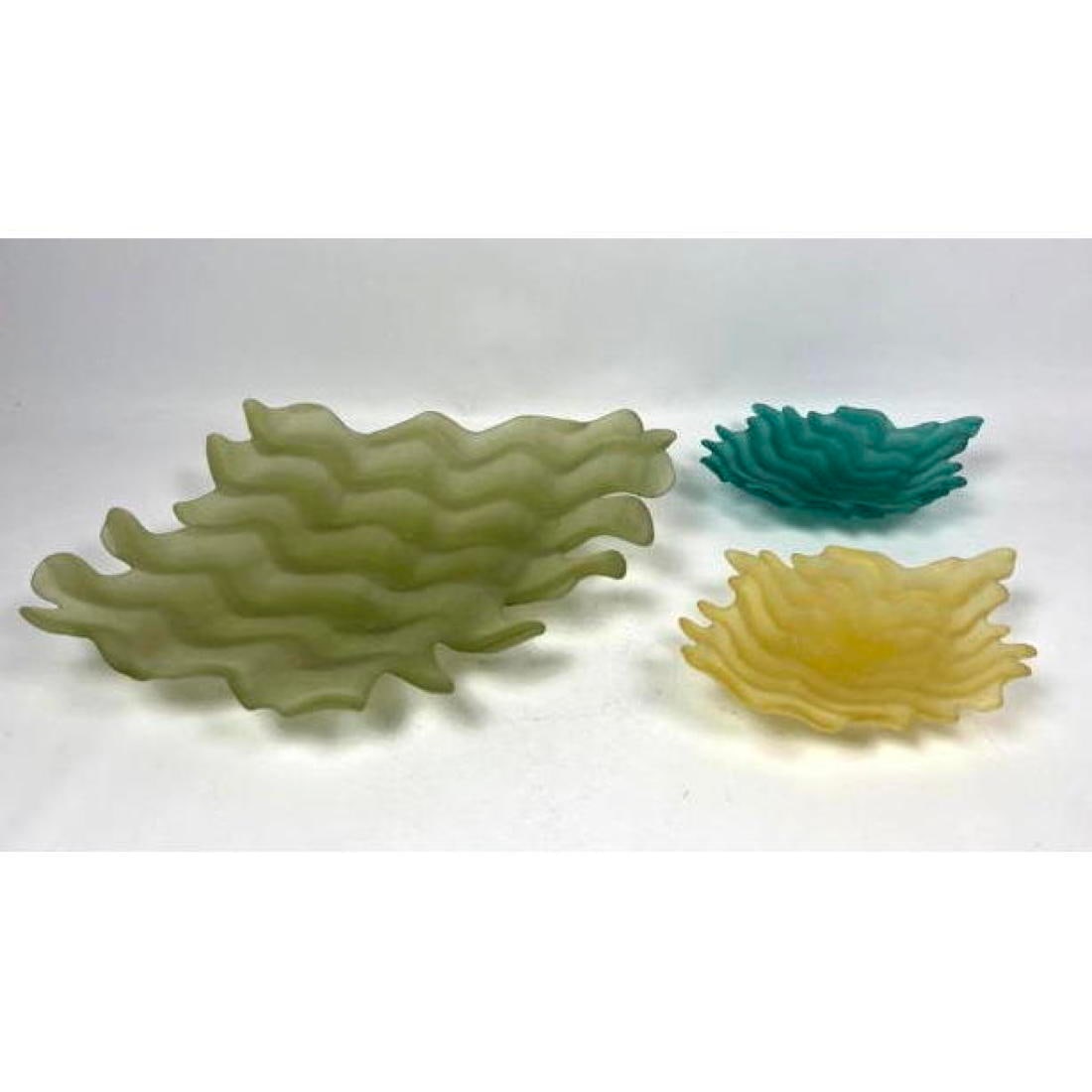 3pc HUDSON BEACH GLASS Studio Art Glass Dishes Plates. Rippled glass form serving dishes. Nesting pl (1 of 17)