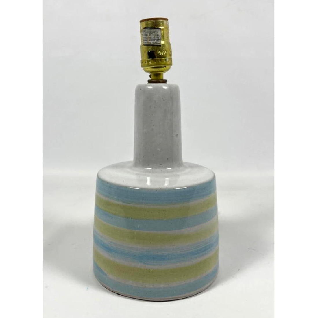 JANE, GORDON MARTZ Ceramic Table Lamp. Green and Blue Striped Bottle Neck Form. MARSHALL STUDIOS. Po: JANE, GORDON MARTZ Ceramic Table Lamp. Green and Blue Striped Bottle Neck Form. MARSHALL STUDIOS. Pottery only height 9 inches. SIgned. H: 11.5 inches: W: 6 inches: D: 6 inches --- US Packing and Ship