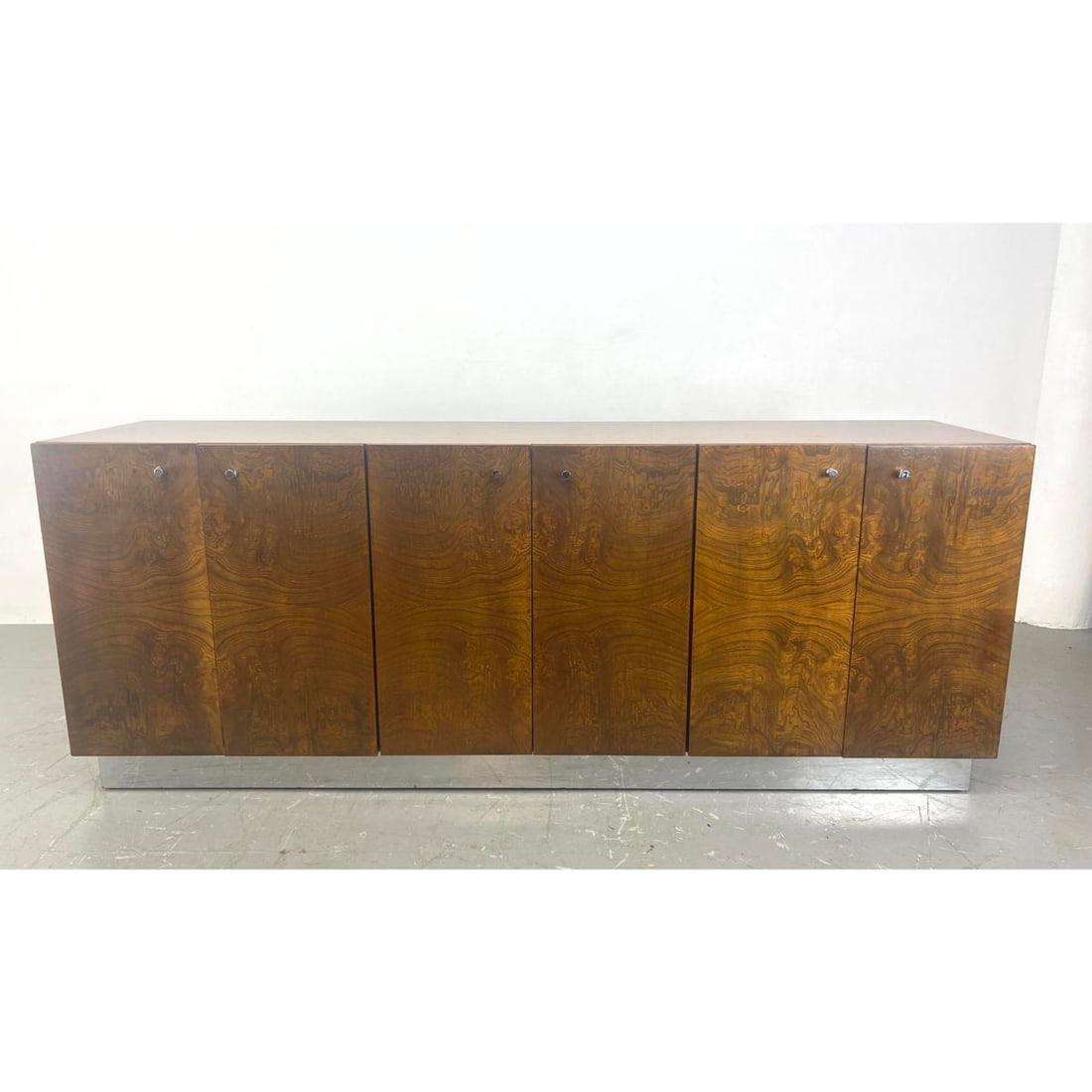 Milo Baughman Attributed Burl Credenza. Chrome Platform Base (1 of 12)
