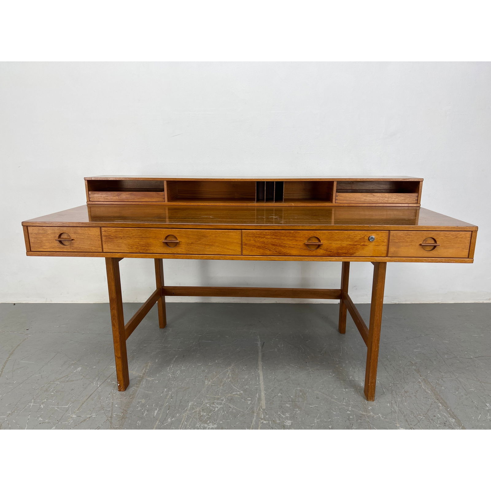 PETER LOVIG for DANSK Danish Teak Modern Desk. Rear cubby compartment flips back to extend desk. Woo (1 of 20)