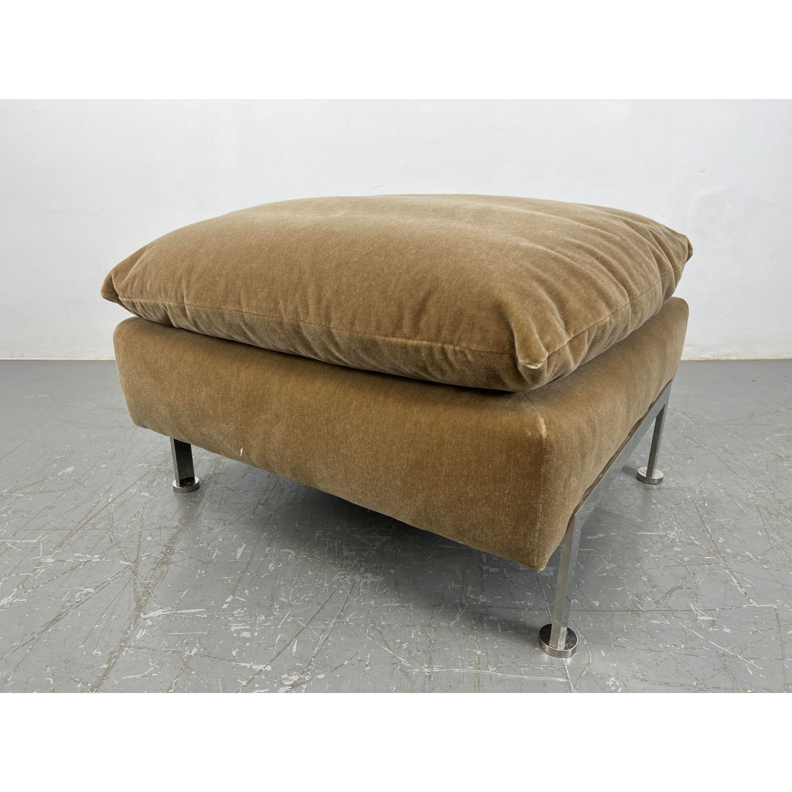 Robert Haussmann for Stendig rare stainless steel and mohair ottoman. Reupholstered very clean.: Robert Haussmann for Stendig rare stainless steel and mohair ottoman. Reupholstered very clean. H: 19.5 inches: W: 32 inches: D: 30 inches ---