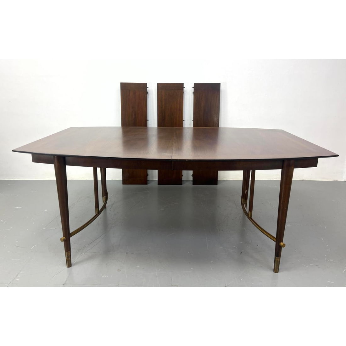 Bert England for Johnson furniture company dining table: Bert England for Johnson furniture company dining table Includes: 3 - 11 inch leaves. H: 29 inches: W: 70 inches: D: 44 inches ---