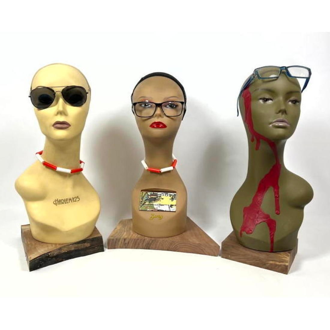 set 3 Mannequin Heads with Vintage Sunglasses. (1 of 13)