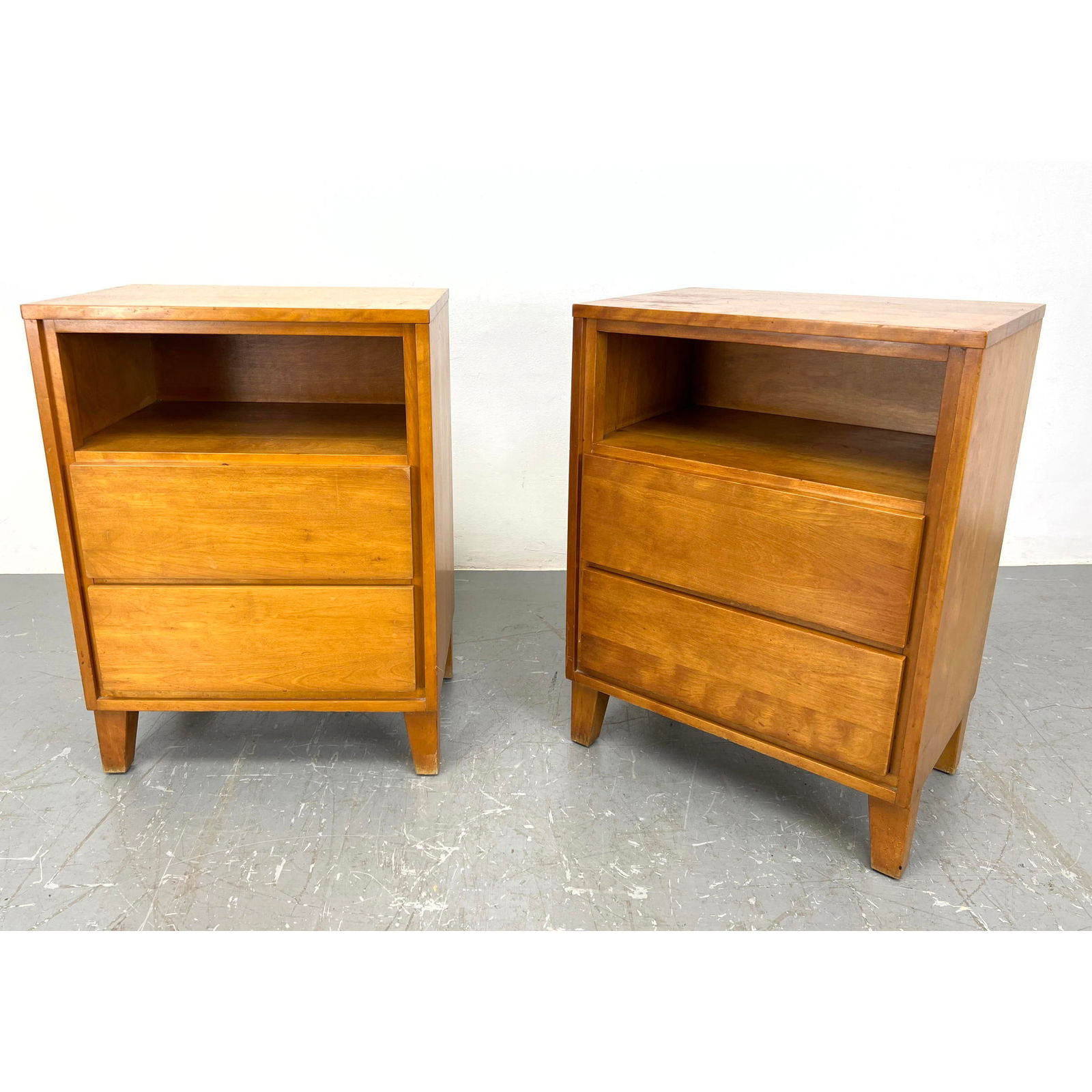 Pr Conant Ball Blond 2 Drawer Night Stands. Modern design. (1 of 16)