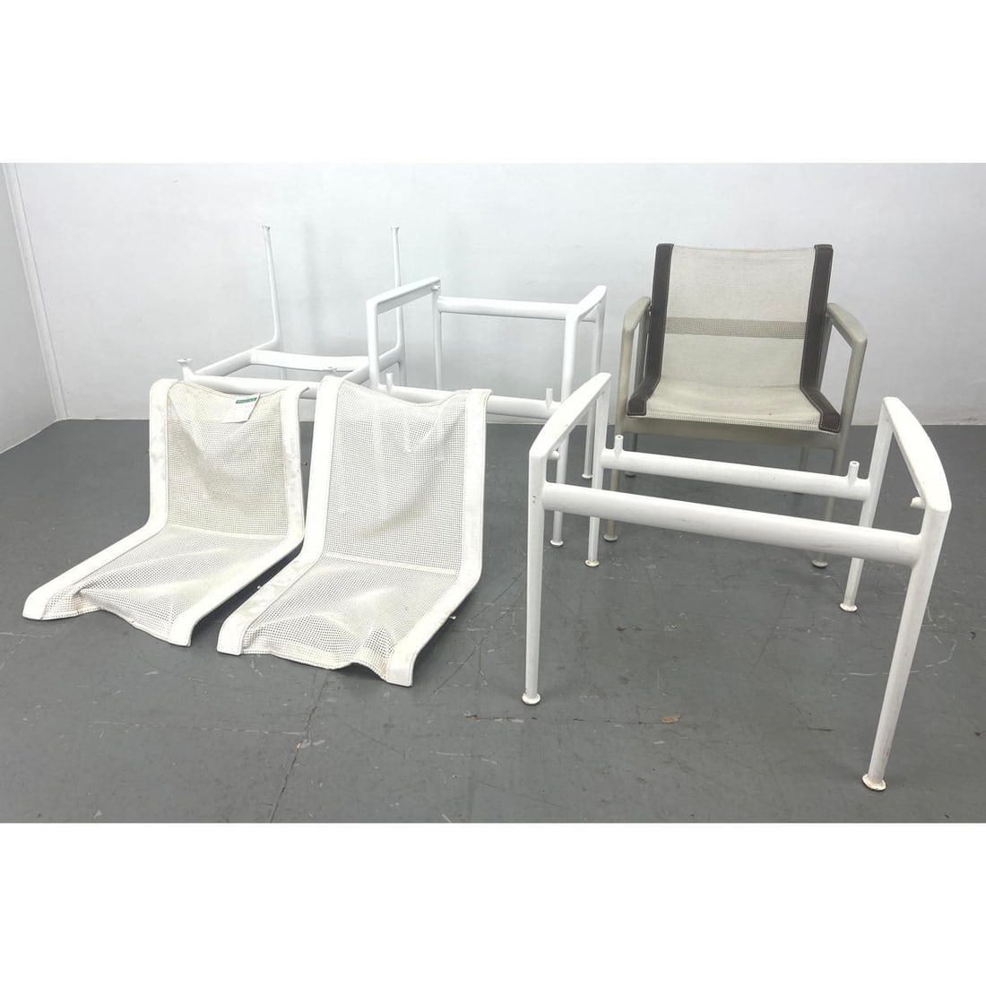 Lot Richard Schultz Furniture KNOLL Parts. 1 Complete Chair.: Lot Richard Schultz Furniture KNOLL Parts. 1 Complete Chair. Most new old stock. Dimensions: H: 29.5 inches: W: 23.25 inches: D: 24 inches ---