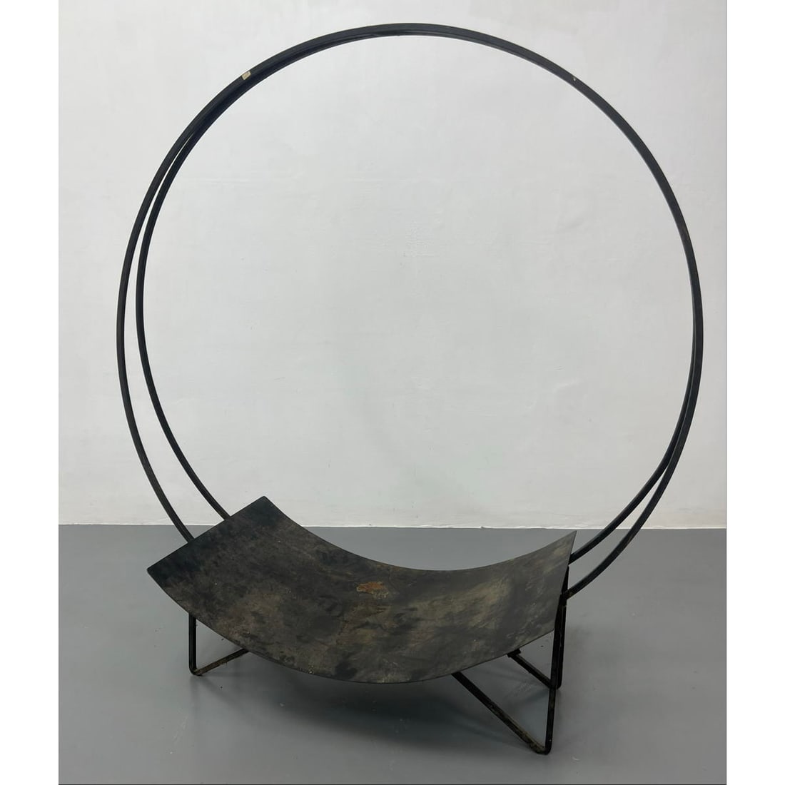 Large Welded Metal Hoop form Log holder. (1 of 7)