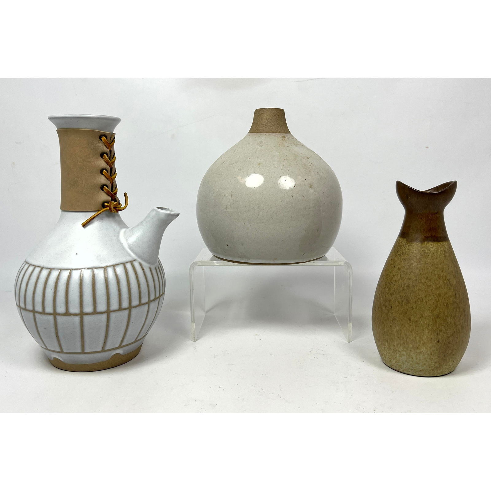3pc American Studio Pottery. MARTZ for MARSHALL STUDIOS Tall Carafe; Paper Label. 2). Possibly MARTZ (1 of 14)