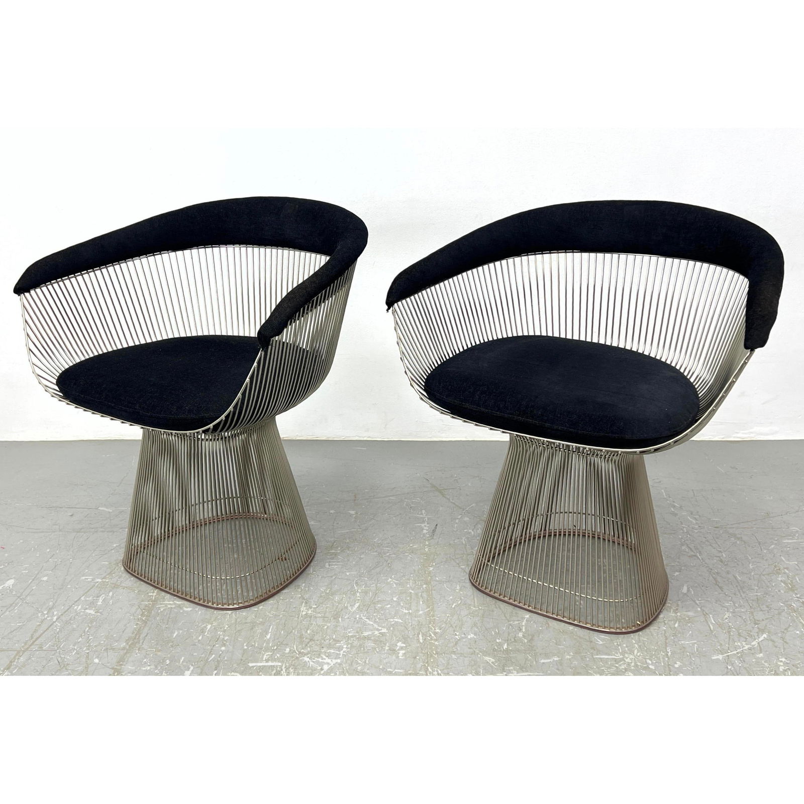 Pr WARREN PLATNER Wire Arm Chairs for KNOLL. Black upholstery. (1 of 9)