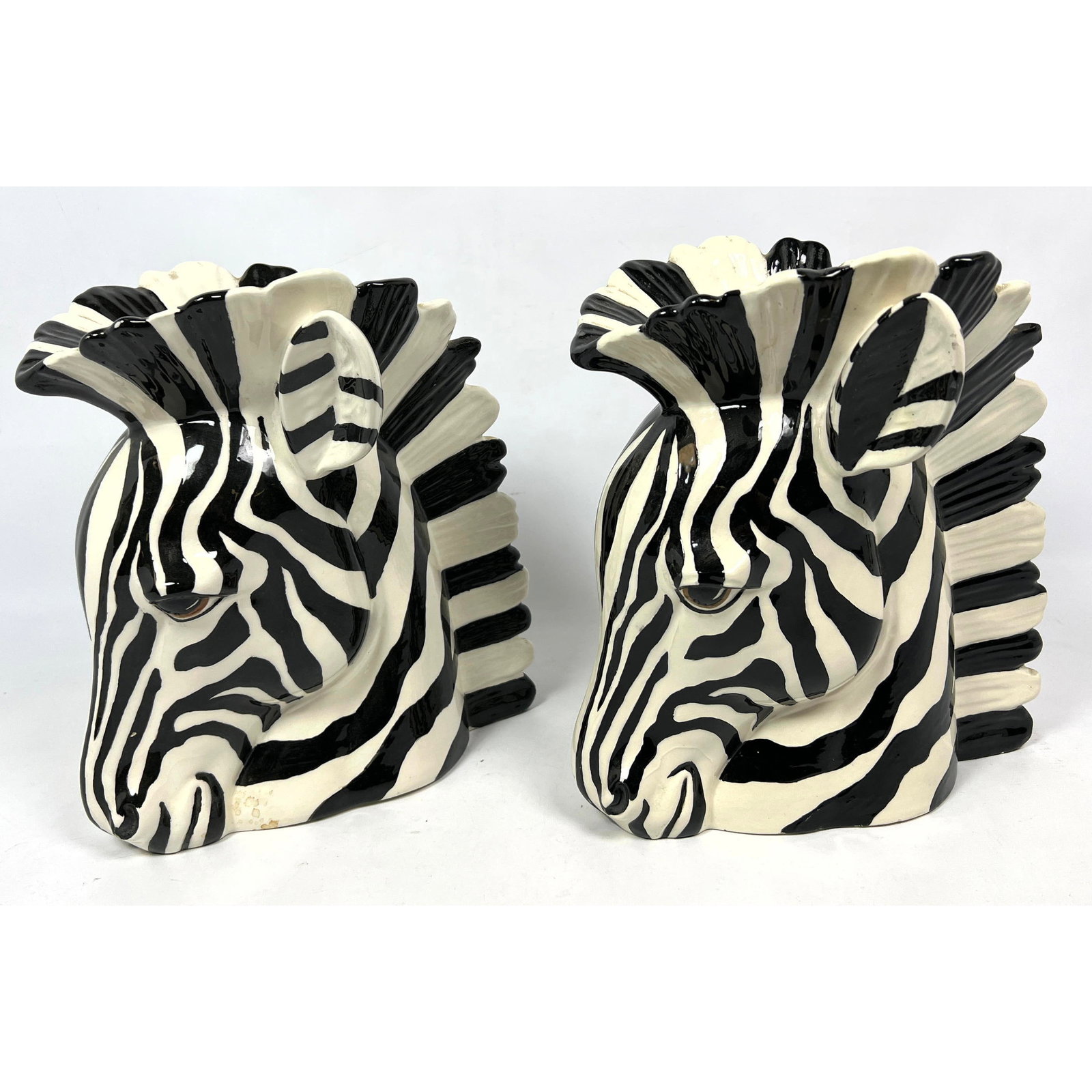 Pair Decorator Zebra Planter Vases.: Pair Decorator Zebra Planter Vases. Dimensions: Height: 11.5 inches, Width: 9 inches, Depth: 10.5 inches. --- US Packing and Shipping charge: In house shipping available. Will be calculated once desti