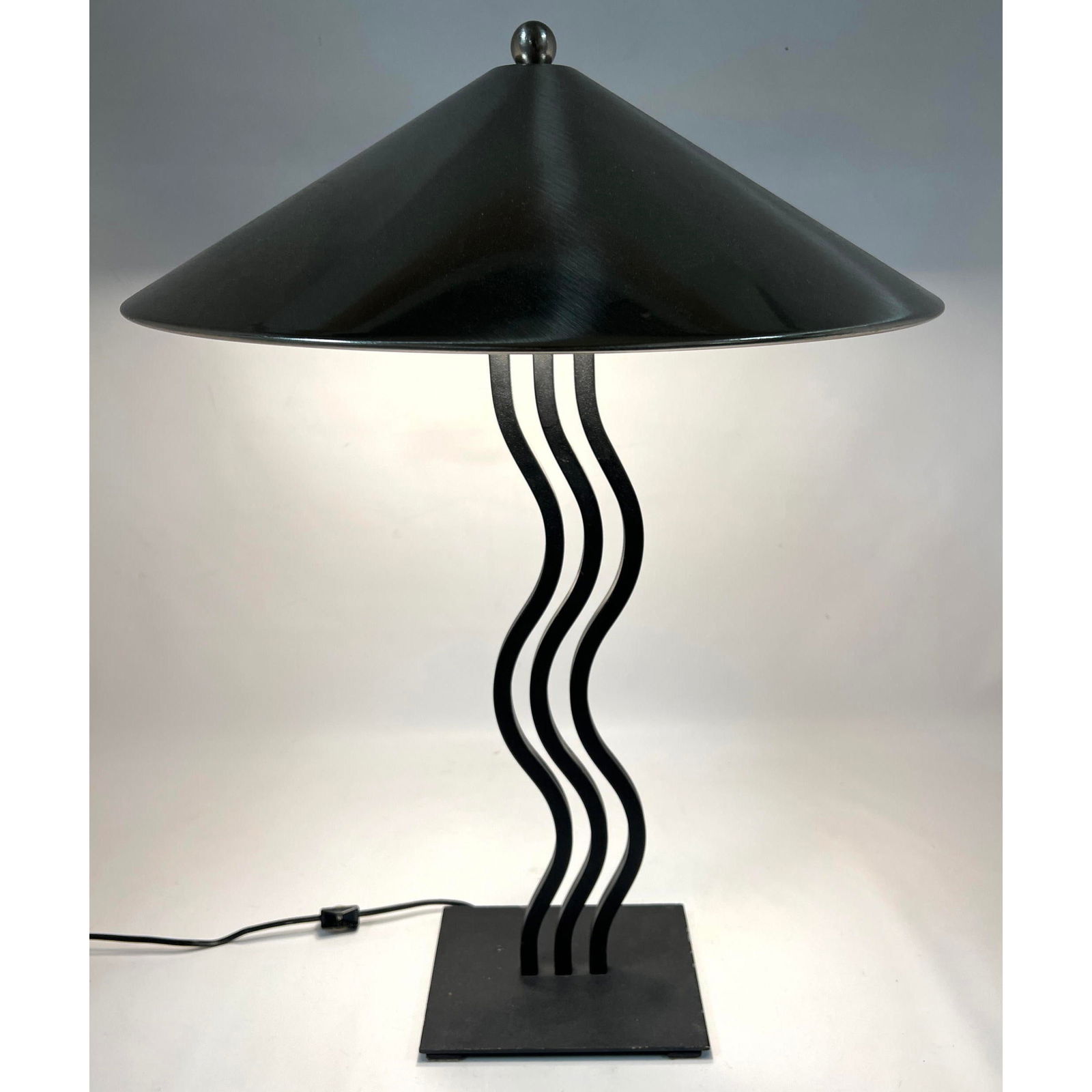 Post Modern Wavy Metal Table Lamp (1 of 12)