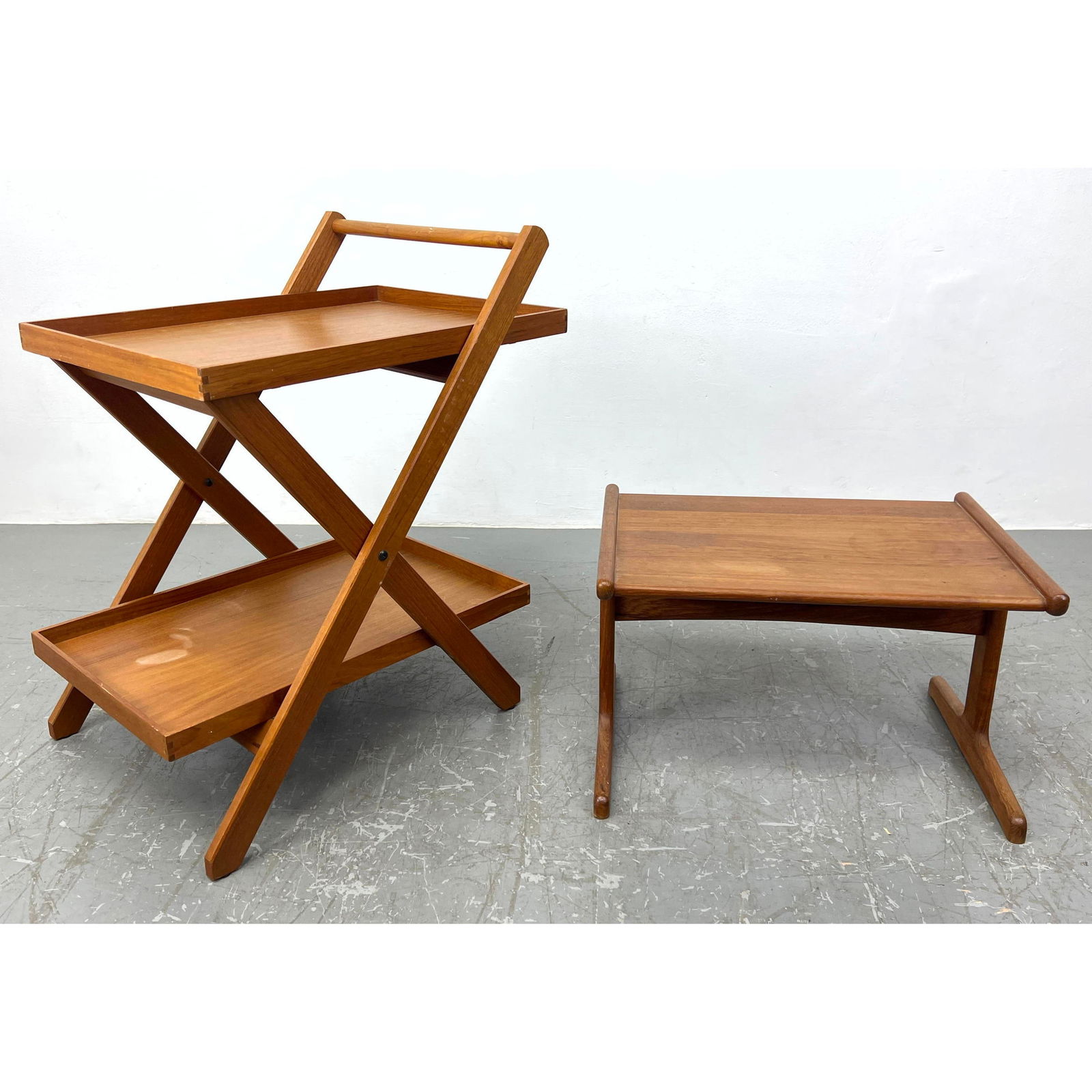 Kai Kristiansen for Vildbjerg Mobelfabrik Single Table and Teak Folding Bar cart with removable tray (1 of 17)