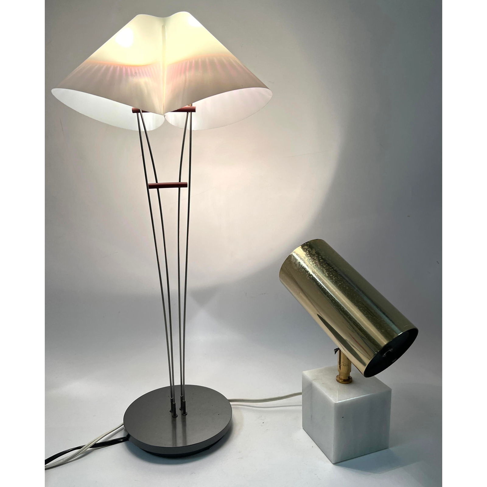 2pcs Mid Century Modern Lamps. David D'Imperio and spot on marble base. (1 of 18)