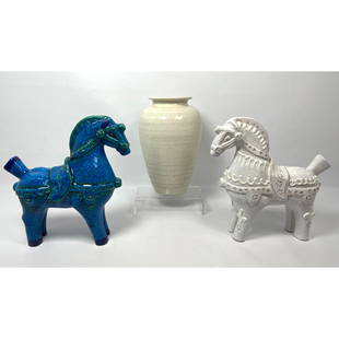 Italian Pottery Lot. Aldo Londi Bitossi Italian Italy Rimini Blue 12? Tall Horse, White Glazed Bitos: Italian Pottery Lot. Aldo Londi Bitossi Italian Italy Rimini Blue 12? Tall Horse, White Glazed Bitossi Vase marked Pier 1 imports, and Bitossi Style 12? Tall Glazed White Ceramic Horse Dimensions: