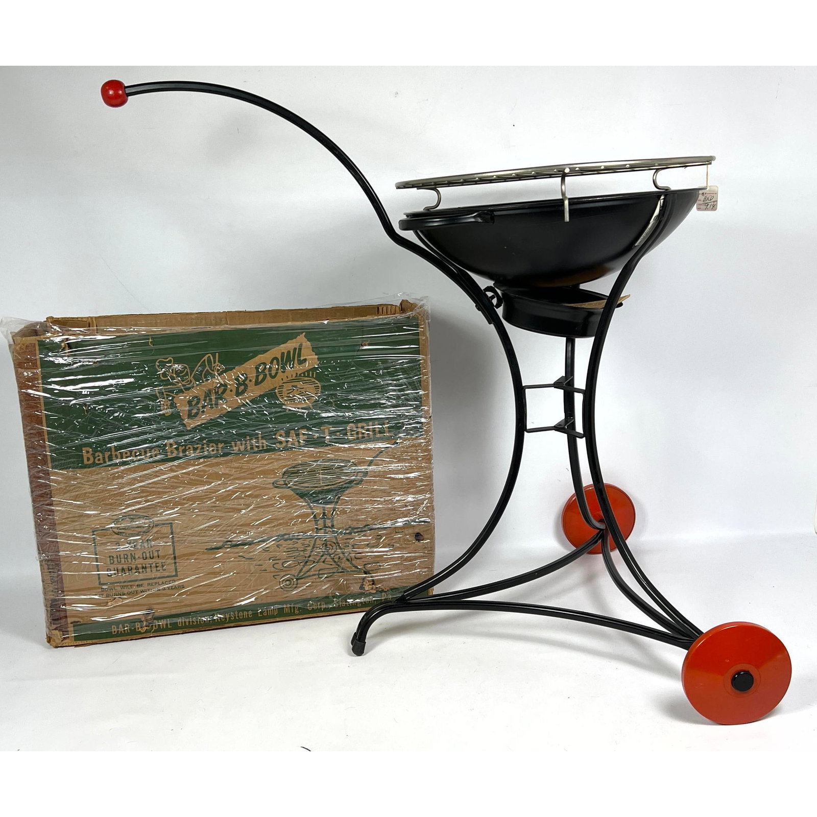 BARB B BOWL by Saf T grill. Vintage with original box. Barbecue Grill. Unused.: BARB B BOWL by Saf T grill. Vintage with original box. Barbecue Grill. Unused. Dimensions: Height: 31 inches, Width: 30 inches, Depth: 22 inches. ---