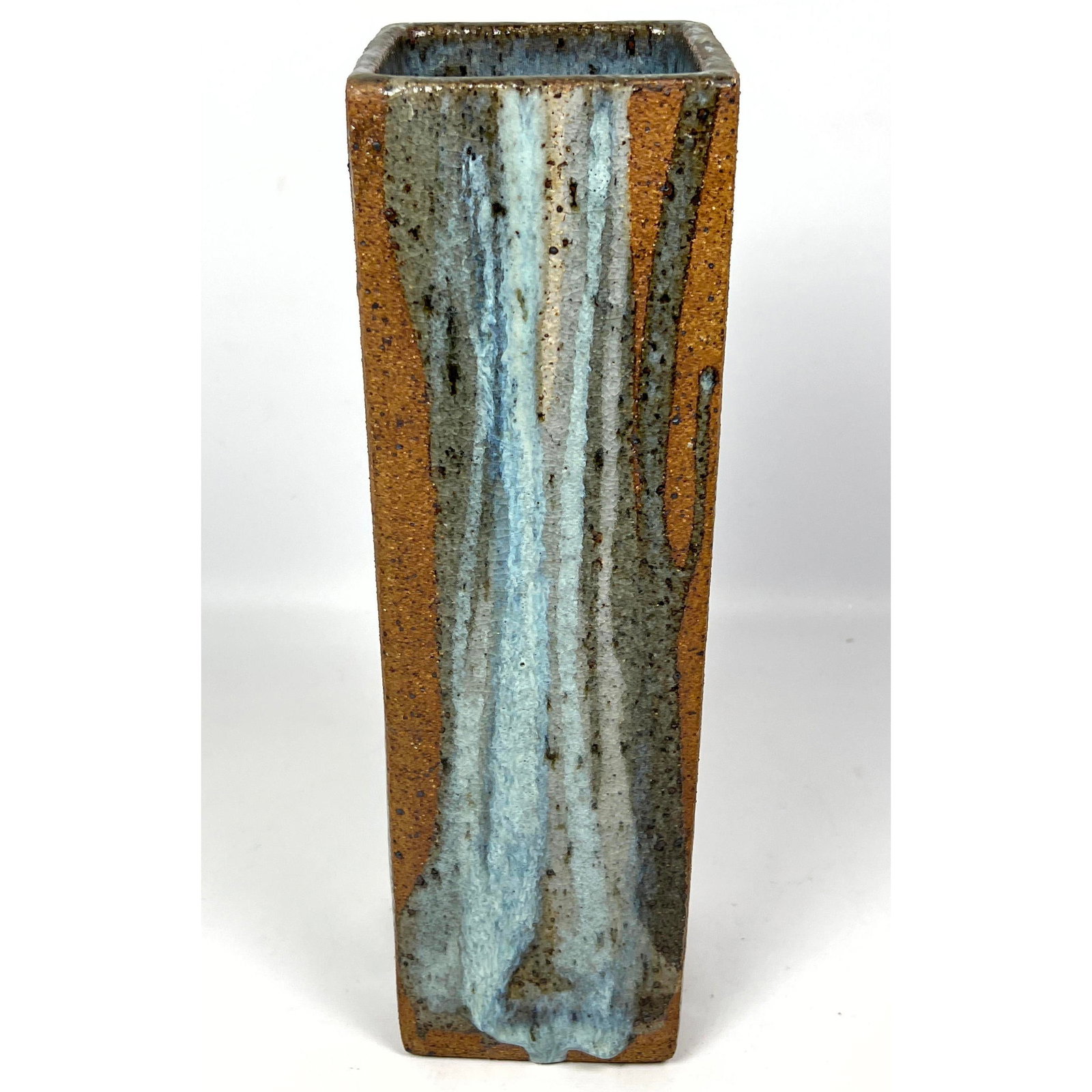 Glazed Earthen Art Pottery Slab Vase. signed A Bennett: Glazed Earthen Art Pottery Slab Vase. signed A Bennett Dimensions: Height: 14.25 inches, Width: 4.25 inches, Depth: 4.25 inches. --- US Packing and Shipping charge: In house shipping available. Will b