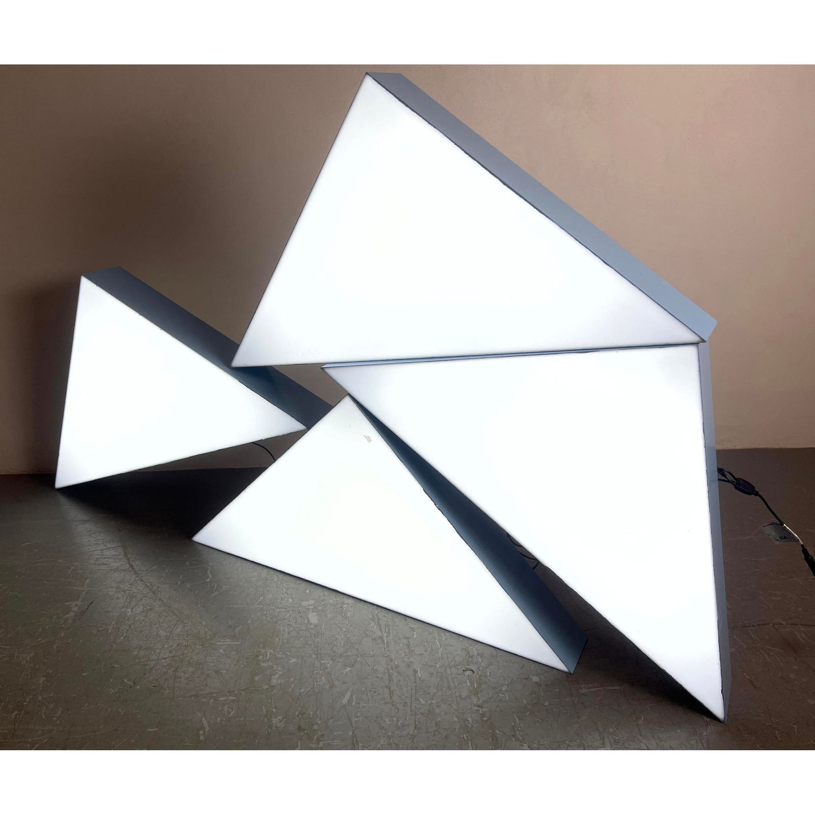 Set 4 Modernist Triangular Wall Sconces Lights. 1 transform runs all four. (1 of 8)