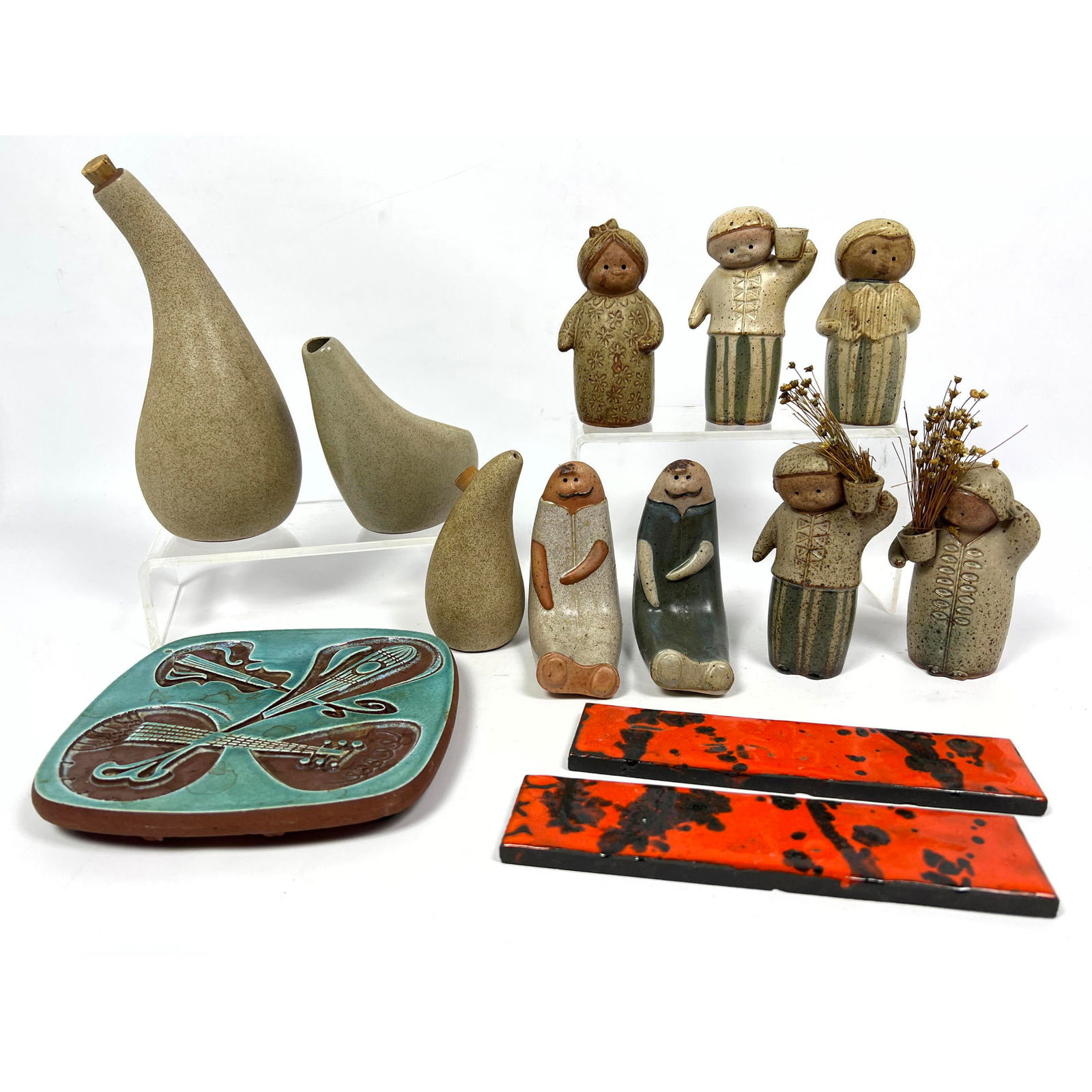 Mid Century Pottery Collection. Glazed Ceramic Japanese Figurines/Shakers. Pair of Italian Glazed Ce (1 of 18)