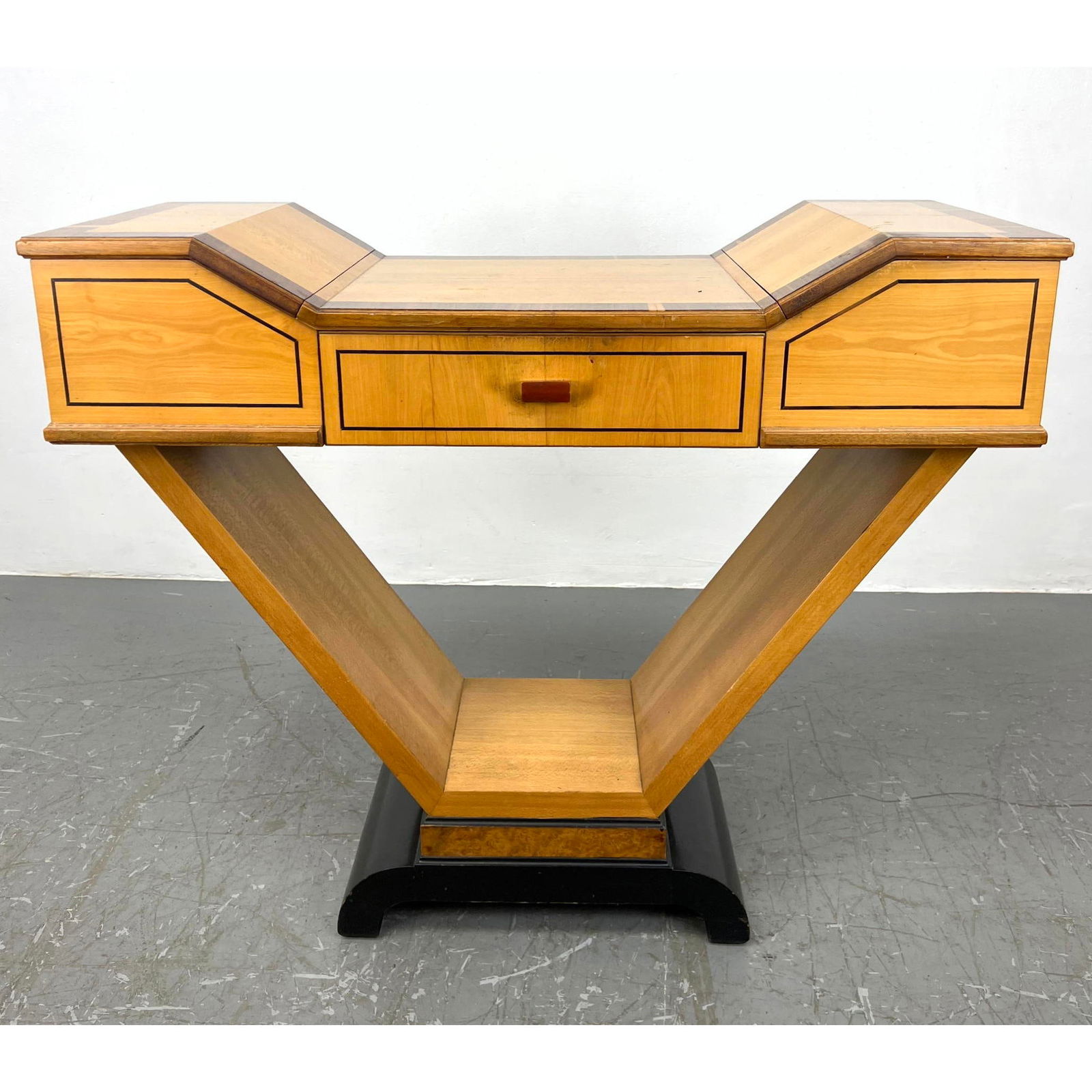 Johnson-Handley Art Deco Dressing Vanity Table. (1 of 14)