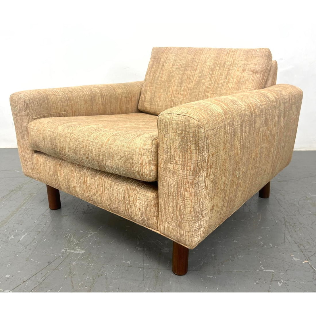 Hans Wegner style Danish Modern Lounge Chair. Teak Legs. Low profile arms. (1 of 12)