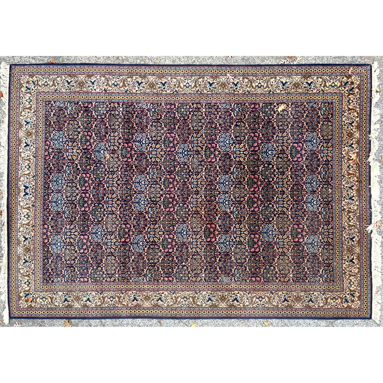 11'5 x 7'10 handmade oriental carpet rug. Repeating pattern with mauves and purples. (1 of 9)
