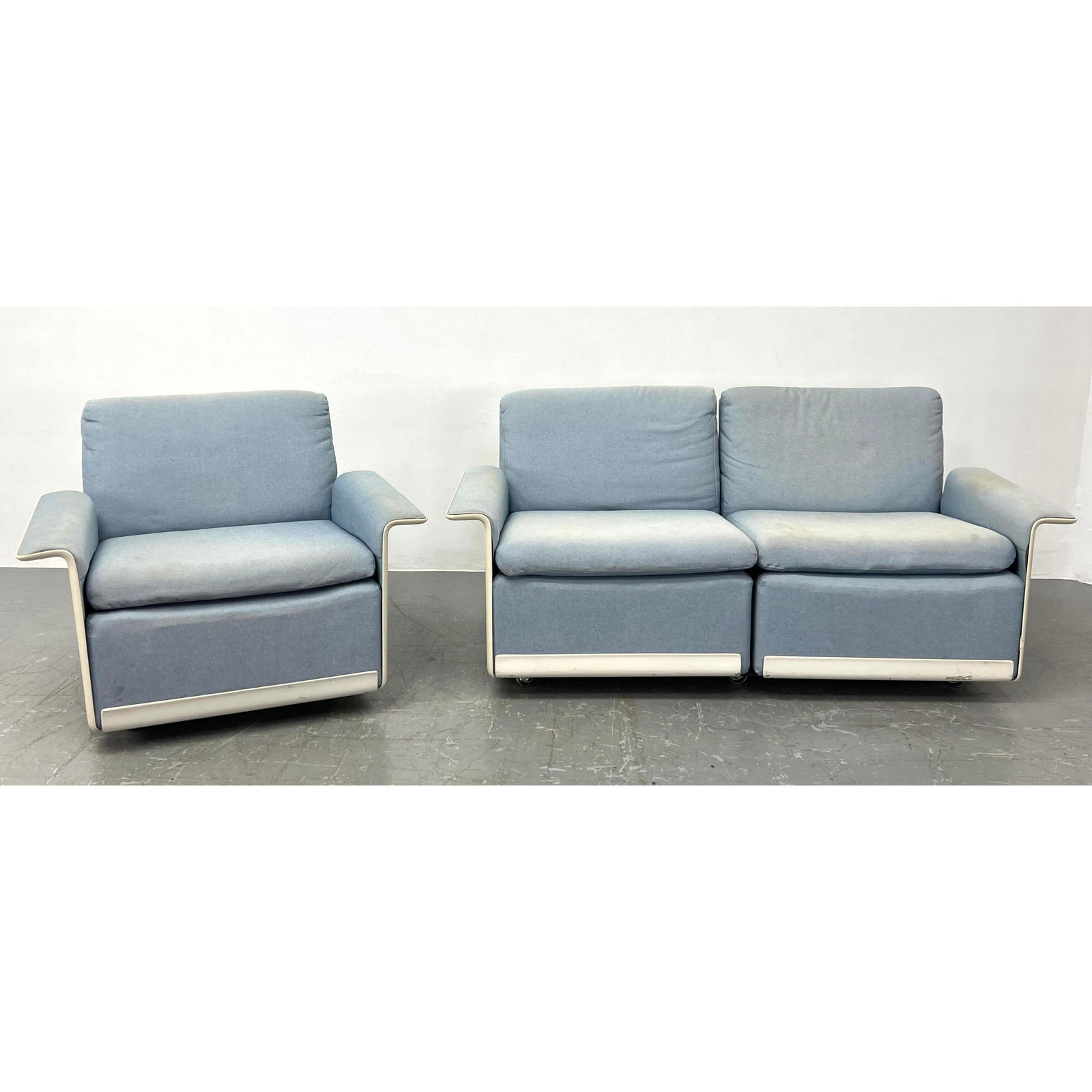 2pc living room armchair and settee by Dieter Rams for Vitsoe (prod. 1960-69) original upholstery (1 of 18)
