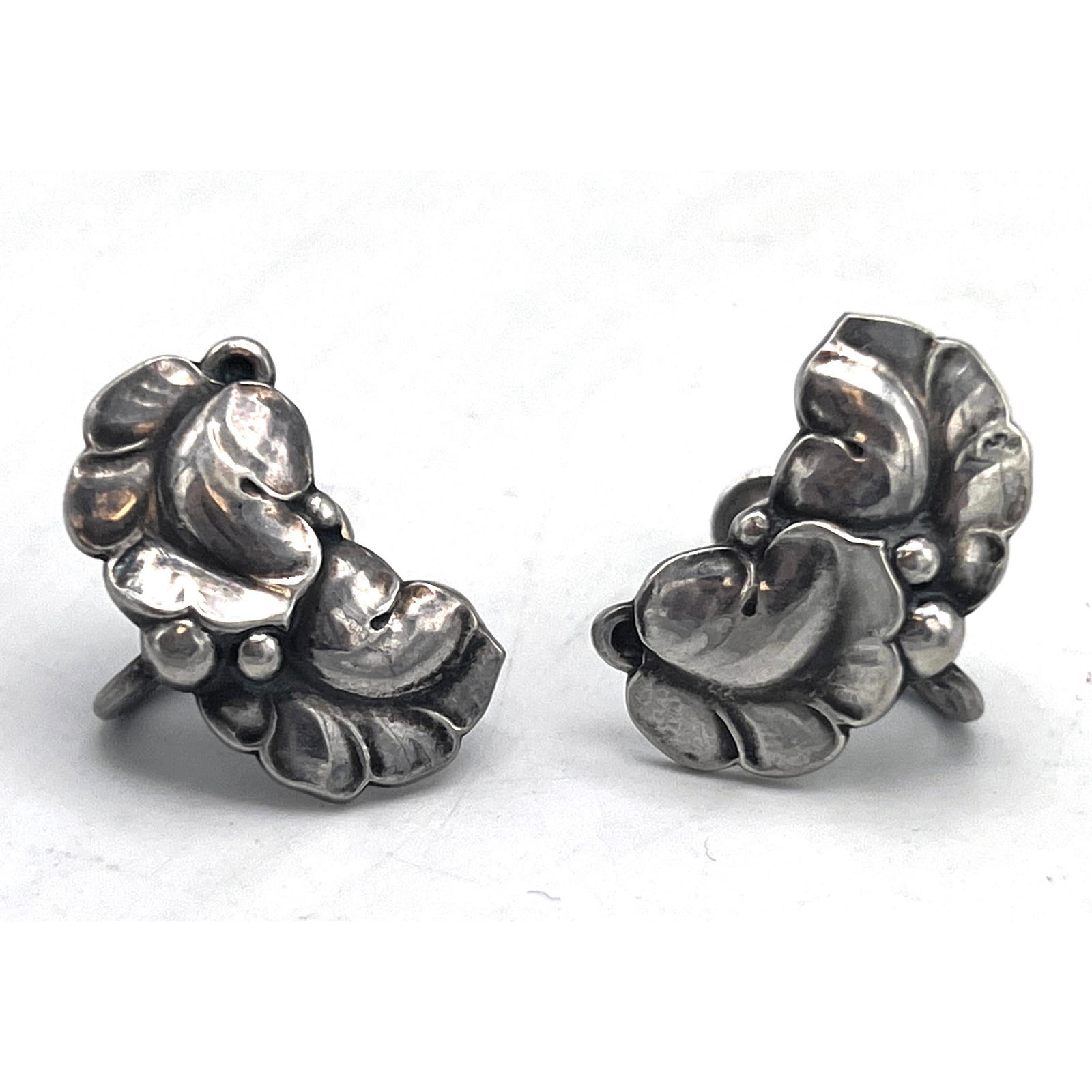 Pair GEORG JENSEN Denmark Sterling Silver berries earrings. Number 50A Harald Nielsen. (1 of 4)