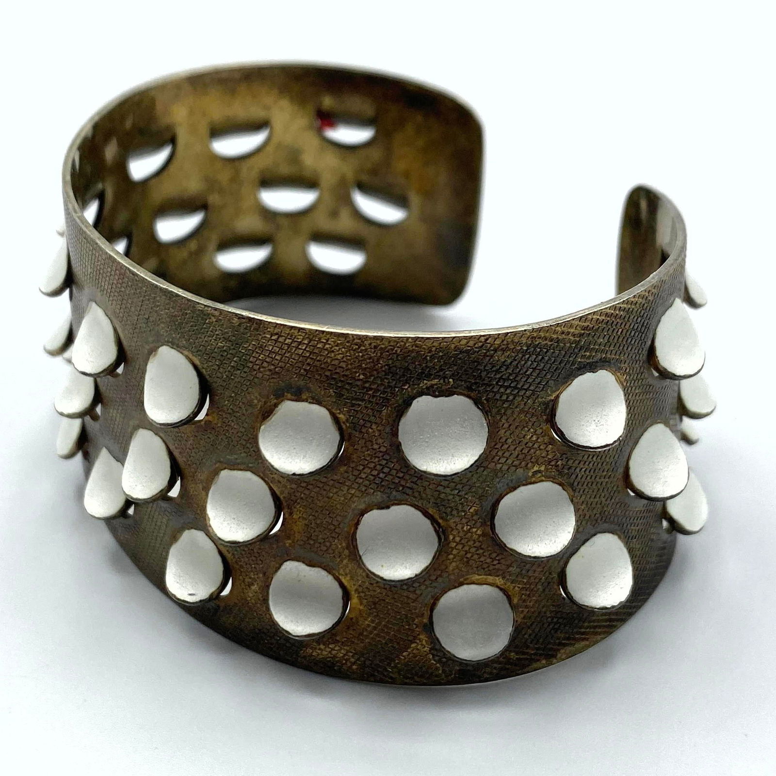 JAKUB TOSTRUP Sterling Norway Modernist Bracelet. Textured background with raised white enamel eleme (1 of 6)