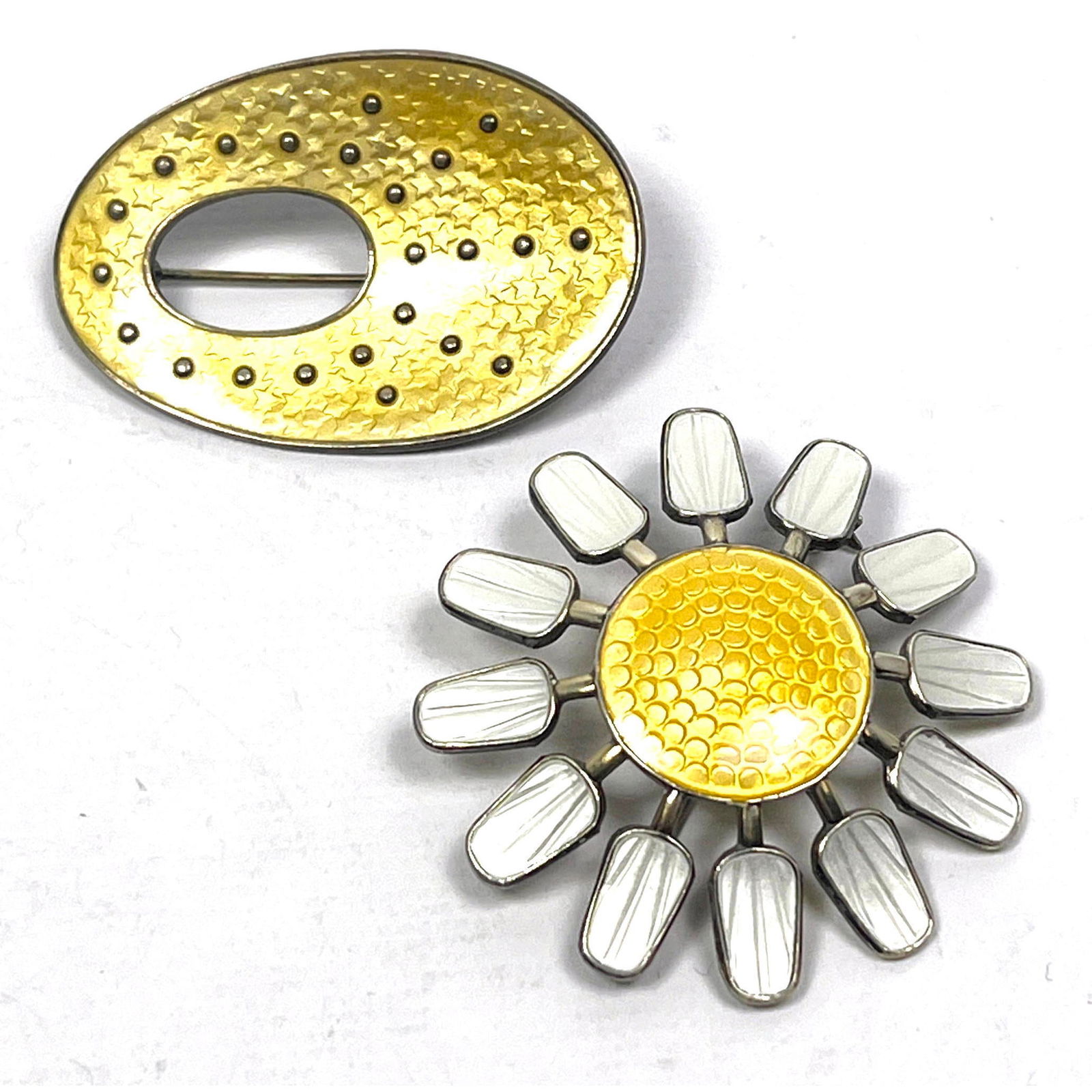 2pc Norway Modernist Sterling Enamel Pins. OYSTEIN BALLE Elliptical Brooch. Norway Floral Daisy Pin. (1 of 10)