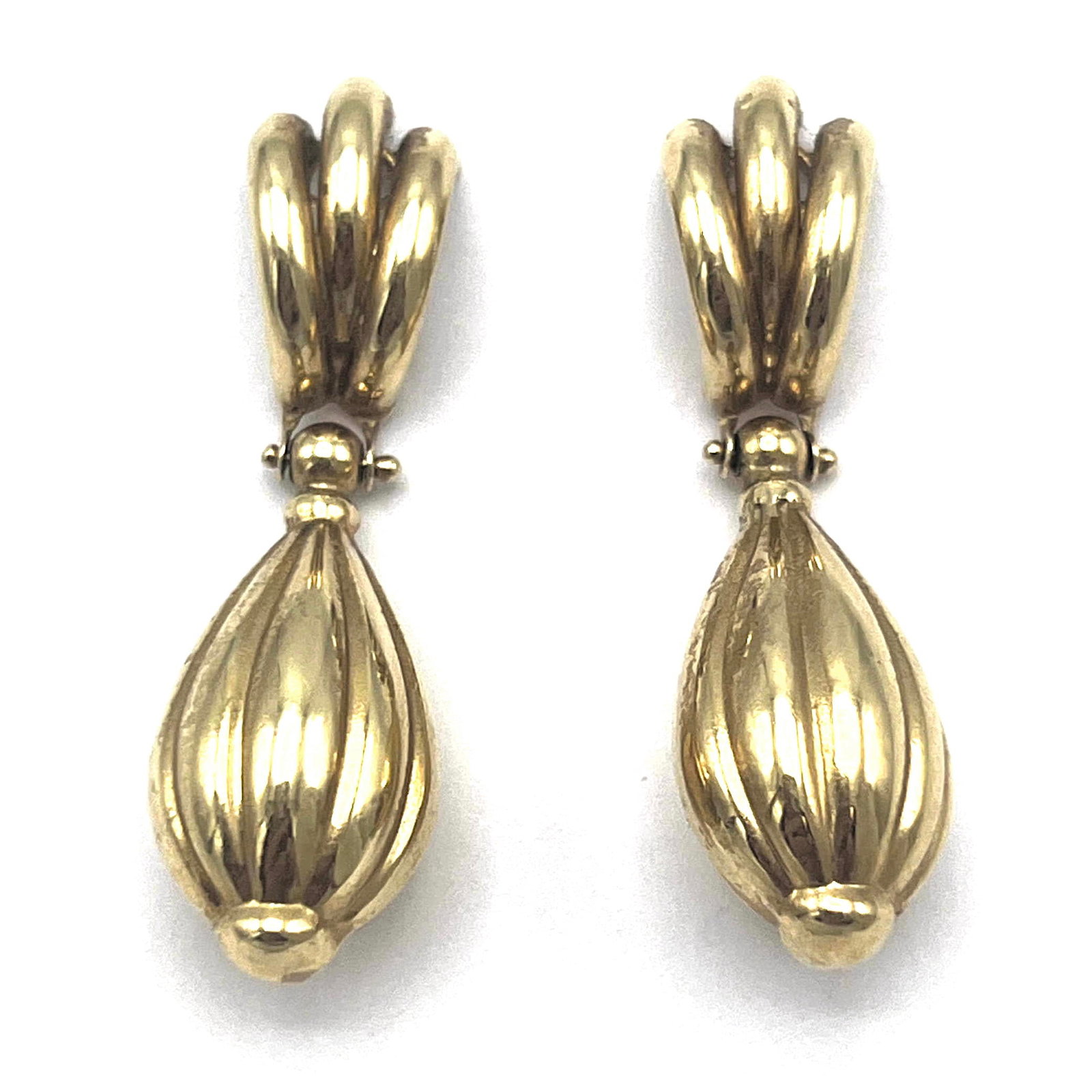 18K Tested Gold Melon form Teardrop Pierced Earrings. Tests 18K or better. Not marked.: 18K Tested Gold Melon form Teardrop Pierced Earrings. Tests 18K or better. Not marked. Dimensions: Height: 1.5 inches, Width: inches. Weight: 2.6 DWT --- US Packing and Shipping charge: Jewelry Flat R