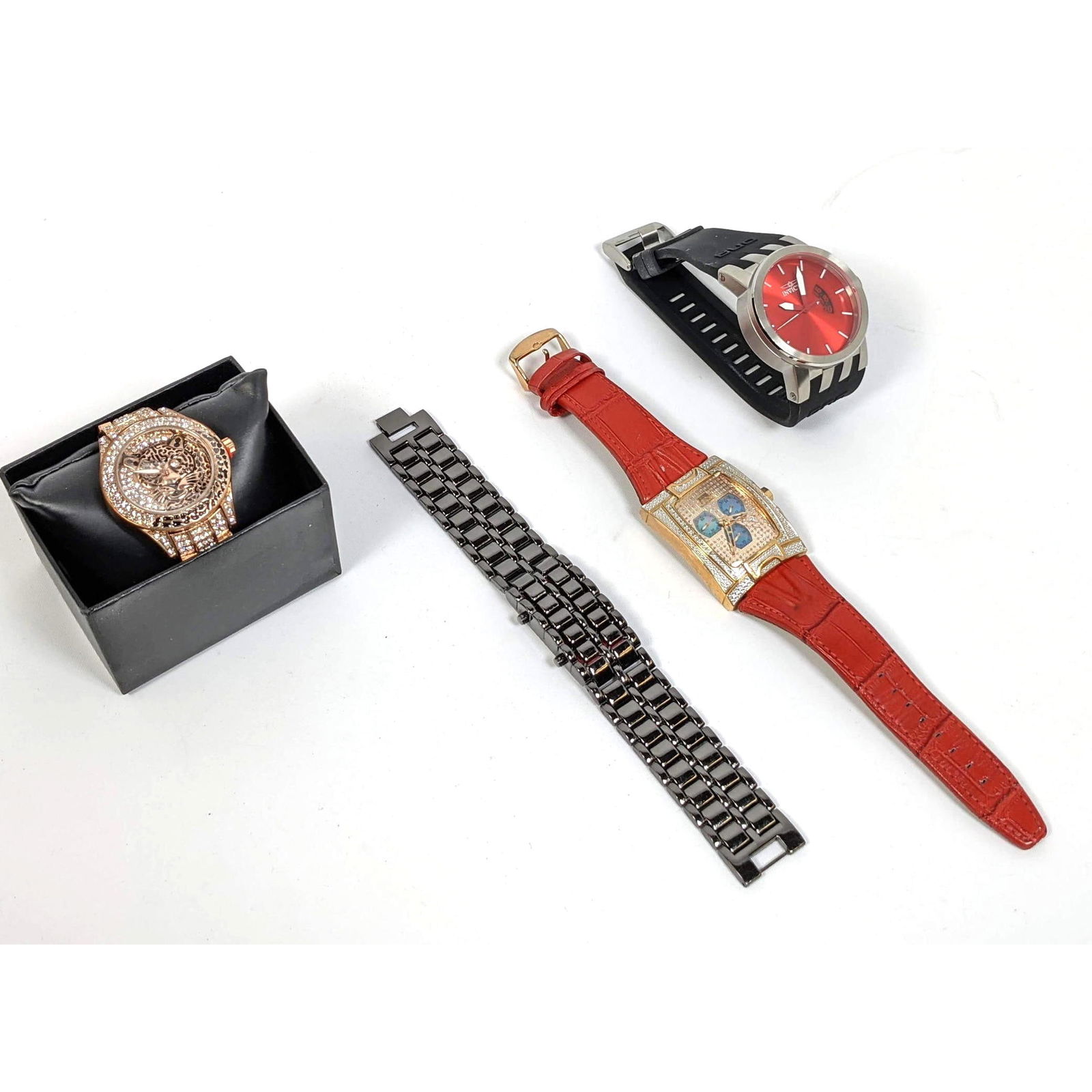 lot 4 Watches. Invicta, Techno Master, Off Park: lot 4 Watches. Invicta, Techno Master, Off Park --- US Packing and Shipping charge: Jewelry Flat Rate combined Shipping: $10 per item $4 each additional item. $2 per $100 insurance required. $20 per t