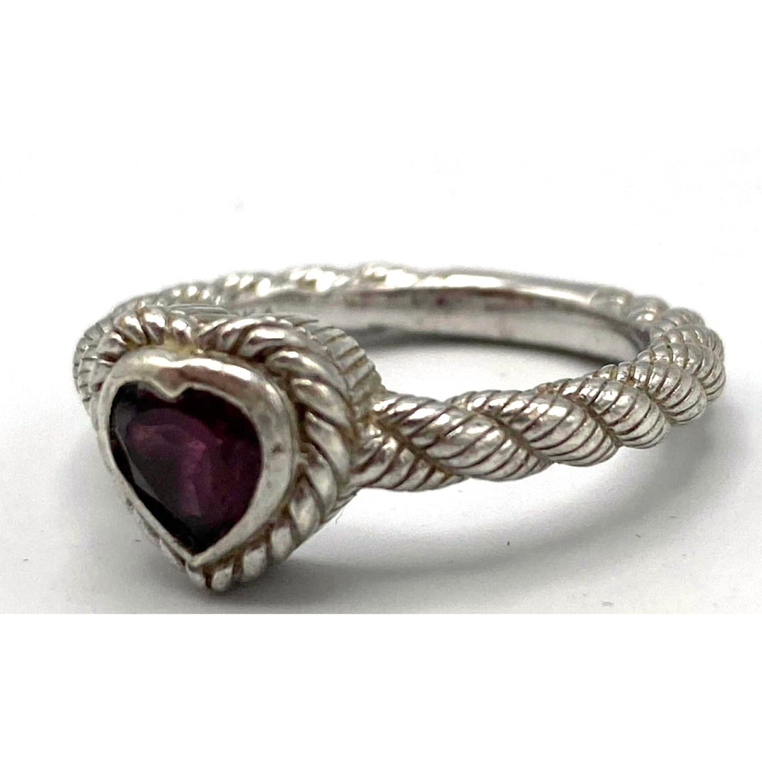 JUDITH RIPKA Sterling Silver  Garnet Heart Ring. Faceted Garnet Heart. Size 8. (1 of 6)