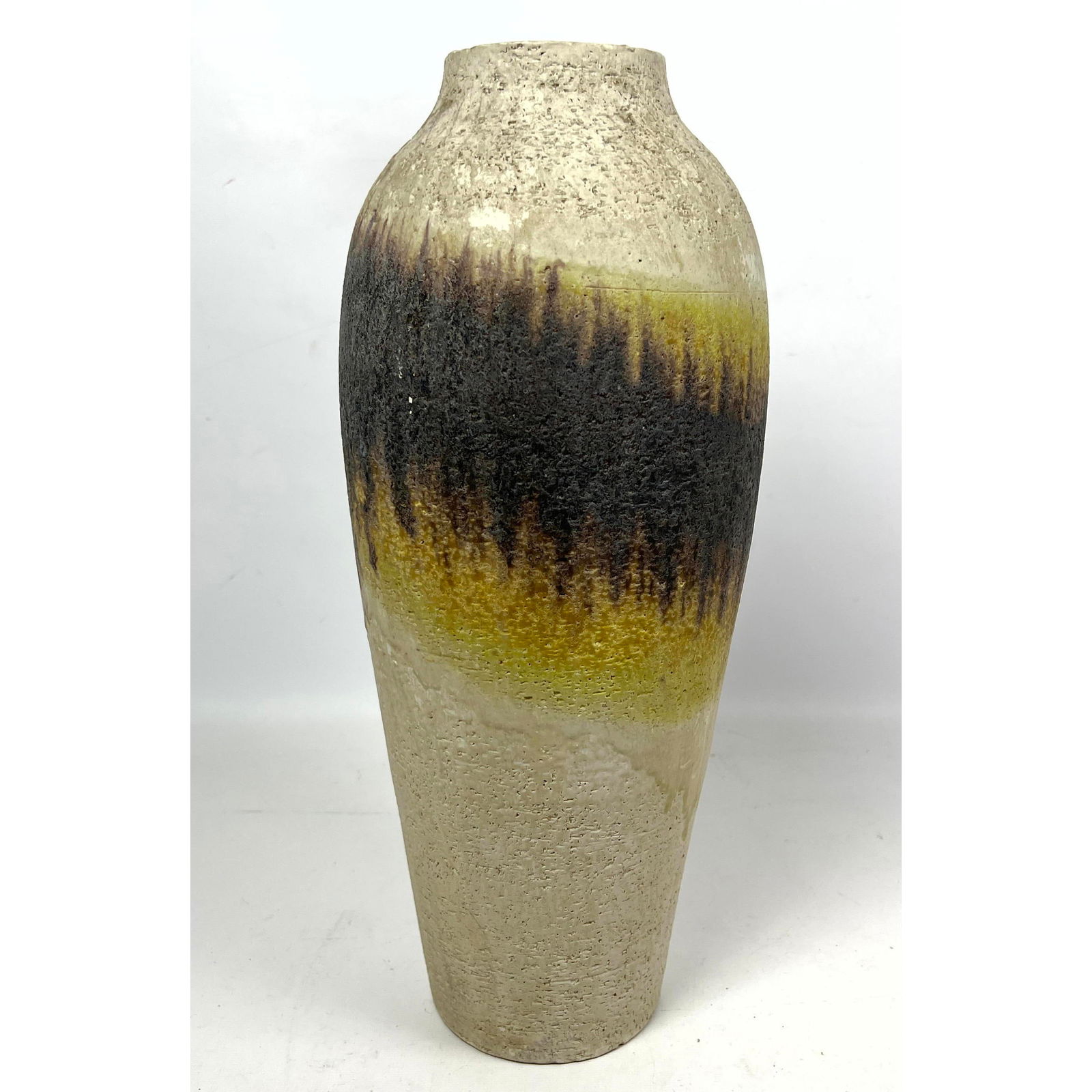 Large MARCELLO FANTONI  Vase. Raymor Label. (1 of 9)
