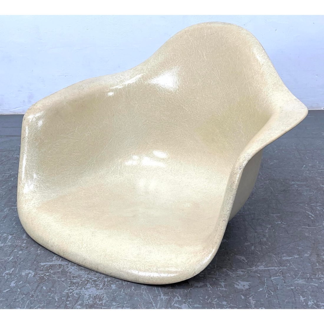 Eames Herman Miller Fiberglass Arm Chair Shell. (1 of 15)