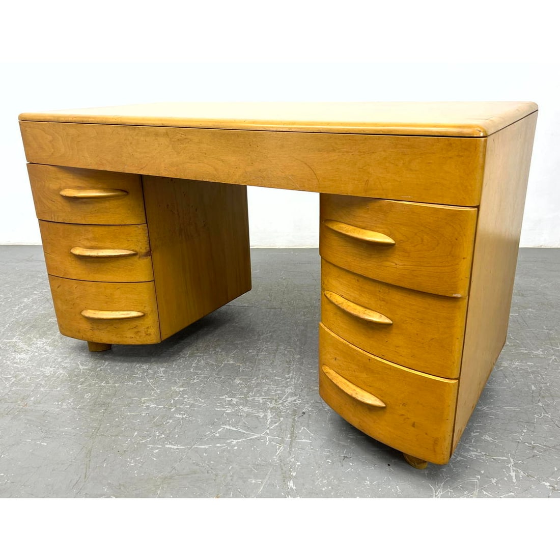HEYWOOD WAKEFIELD Mid Century Modern Desk. Streamline. Count Alexis De Sakhnoffsky, Designer. Marked (1 of 13)