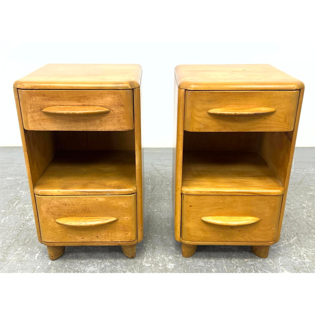 Pr HEYWOOD WAKEFIELD Plaza Group Night Stands. LEO JIRANEK, Designer. Not marked. (1 of 14)