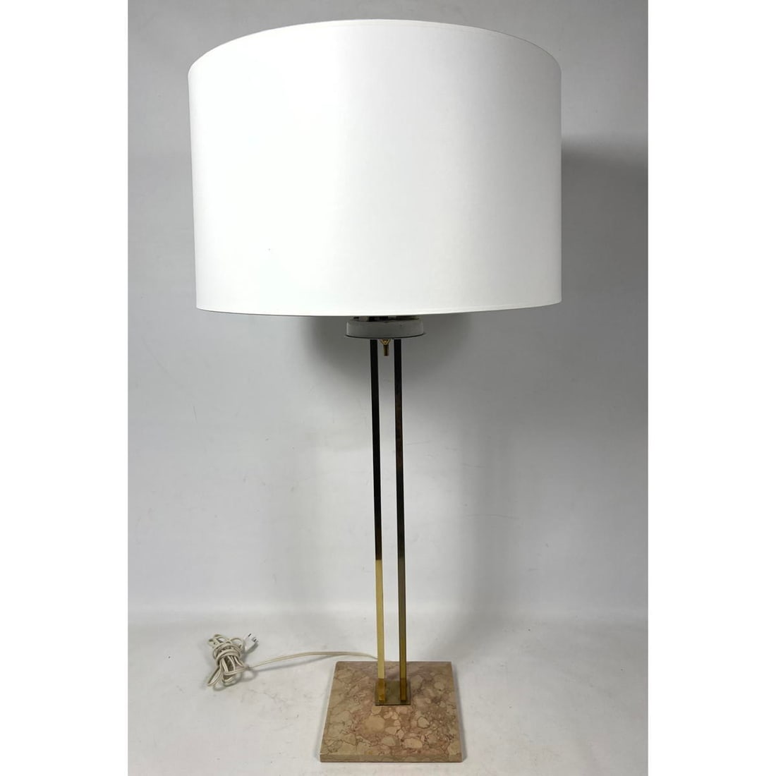 Gerald Thurston Lightolier Paul McCobb Style Brass and Marble Table Lamps. Original Finial. (1 of 11)