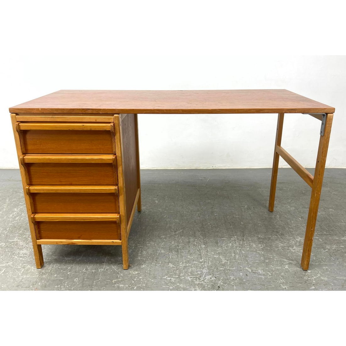 AB Lammhults Mobler Teak and Pine Desk. Needs restoration.: AB Lammhults Mobler Teak and Pine Desk. Needs restoration. Dimensions: Height: 29.25 inches, Width: 49.25 inches, Depth: 23.5 inches. ---