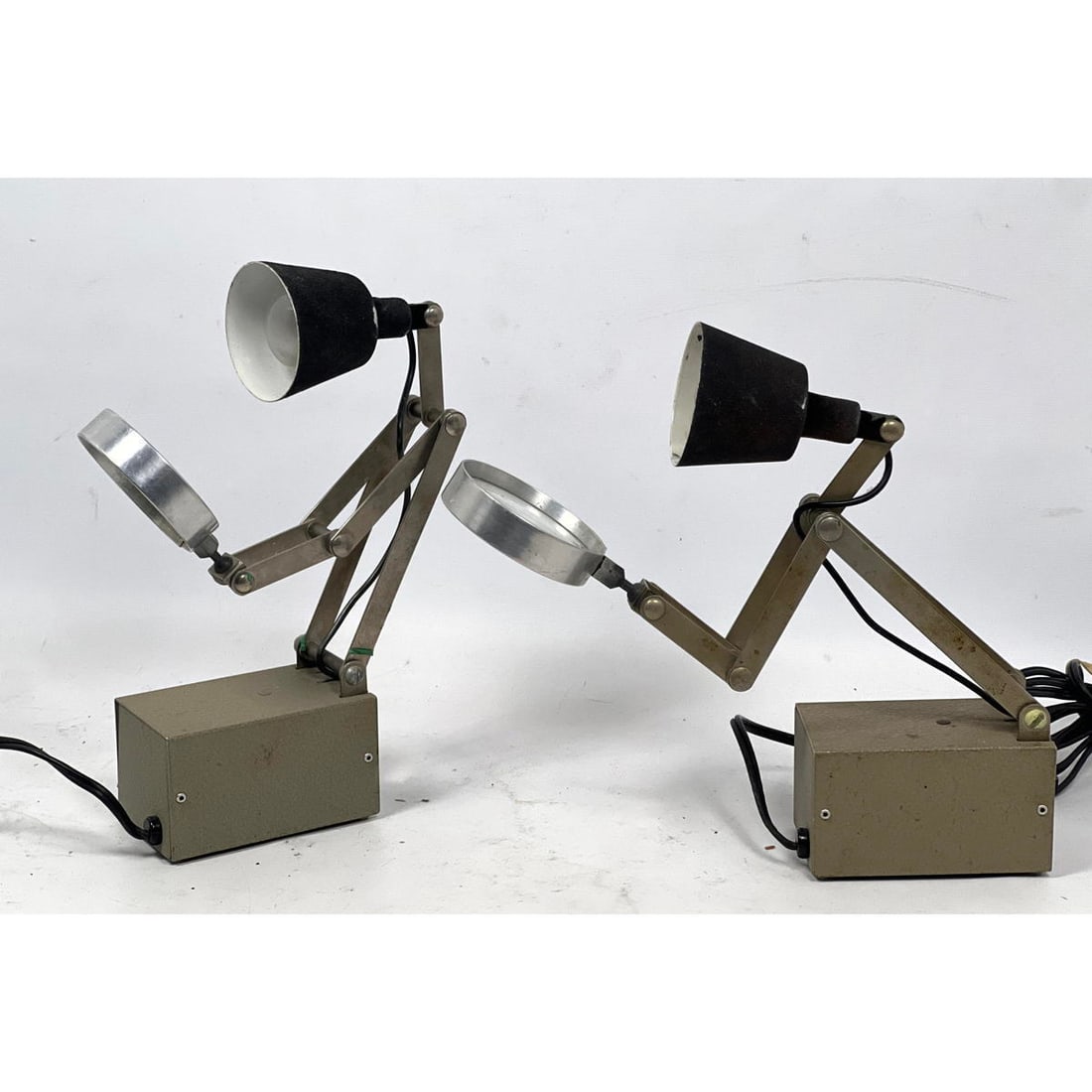 Pr ROXTER Small Task Desk Lamps. Magnifying Glass. Hinged construction for close up observations. Ma (1 of 11)