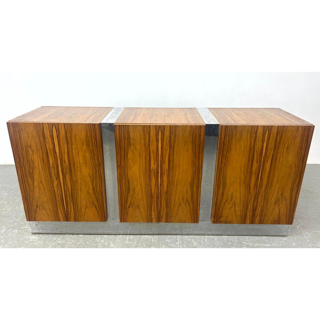 Milo Baughman for Thayer Coggin 3 Drawer Credenza Sideboard. Chrome accents. (1 of 20)