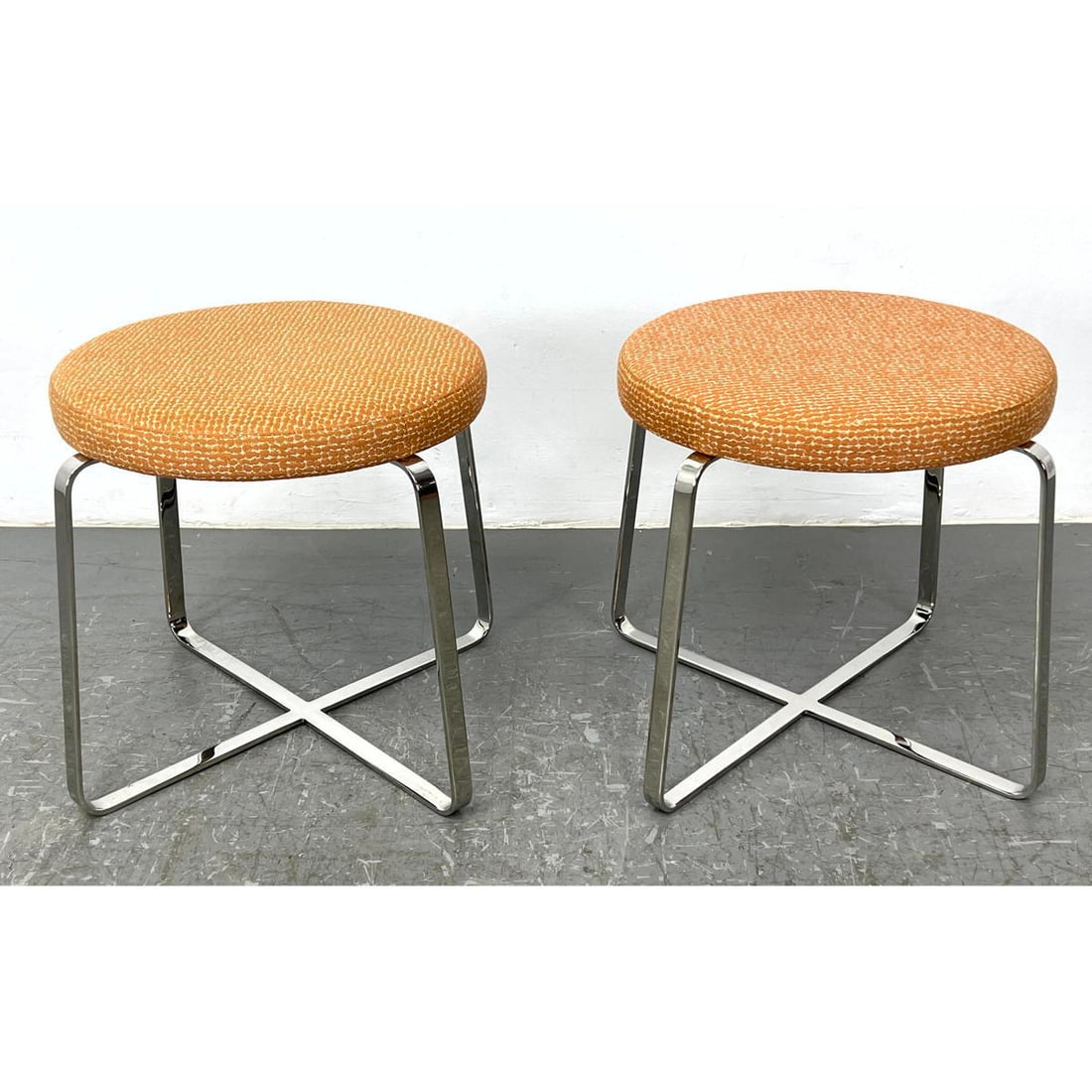 Pr chrome base stools with upholstered tops. (1 of 20)