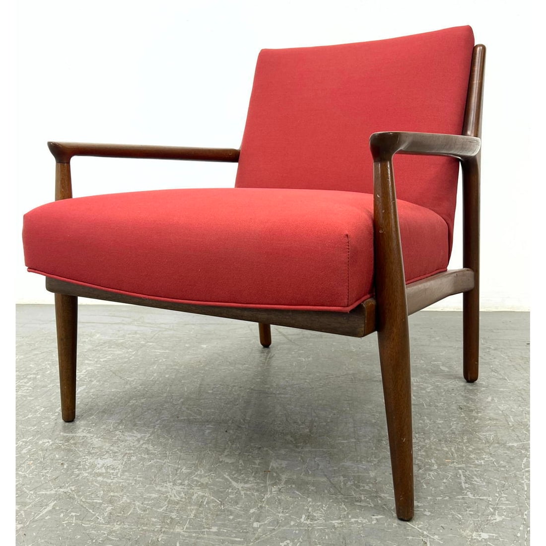 Mid Century Modern Lounge Chair. Nice wood frame. Nice upholstery.: Mid Century Modern Lounge Chair. Nice wood frame. Nice upholstery. Dimensions: Height: 30.5 inches, Width: 26.75 inches, Depth: 28 inches. - Seat Height: 17.5 inches ---